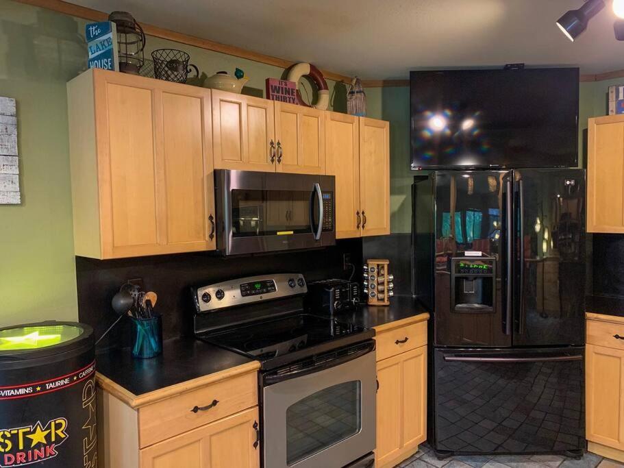 The River Haven - Sleeps 32 - On Guadalupe River Seguin Exteriér fotografie
