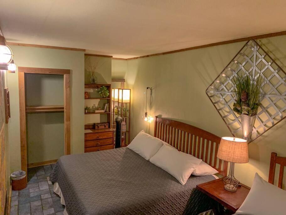 The River Haven - Sleeps 32 - On Guadalupe River Seguin Exteriér fotografie