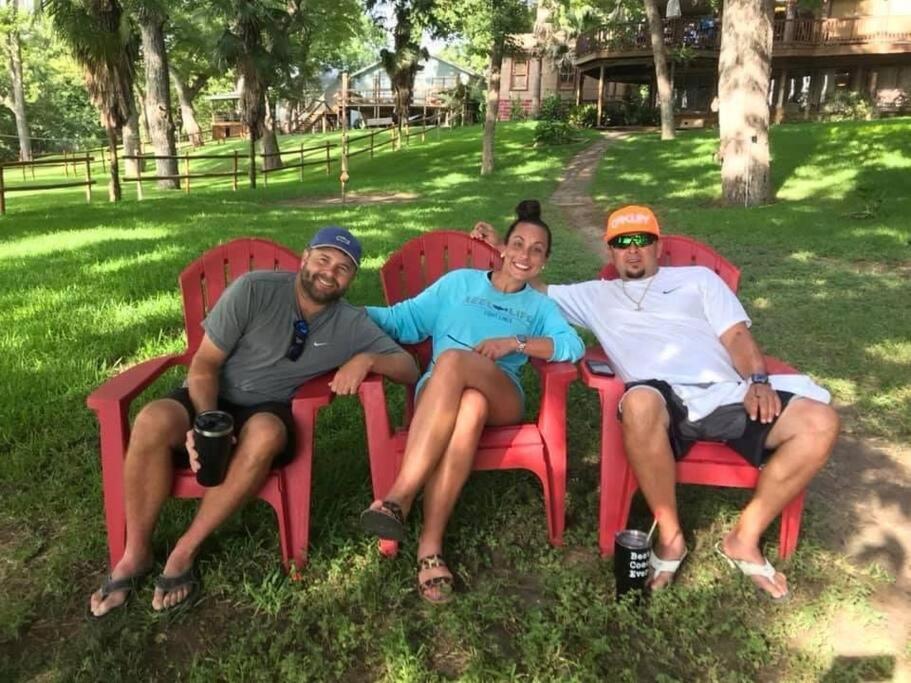 The River Haven - Sleeps 32 - On Guadalupe River Seguin Exteriér fotografie