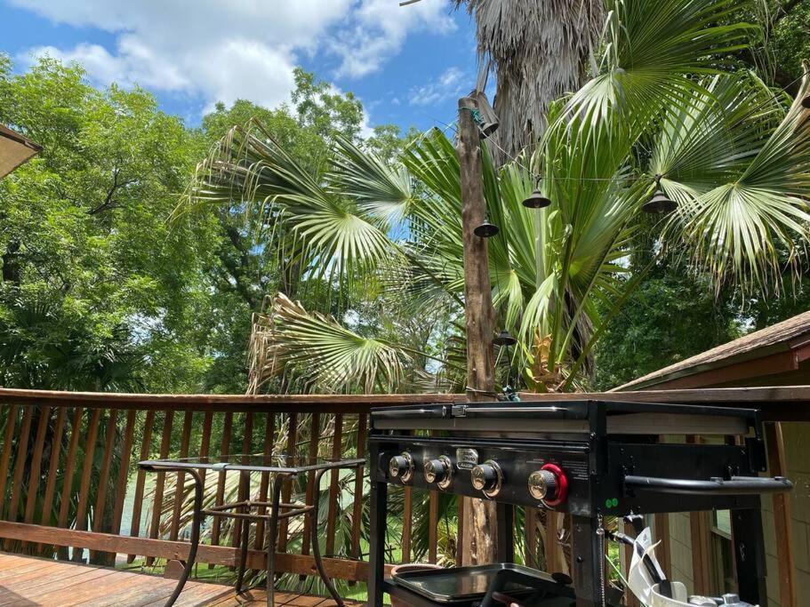 The River Haven - Sleeps 32 - On Guadalupe River Seguin Exteriér fotografie